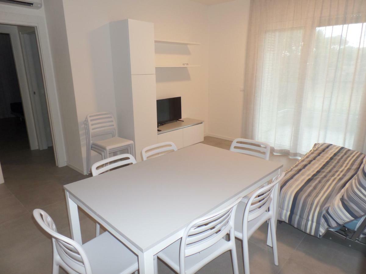 Residence Melograno Бибионе Экстерьер фото
